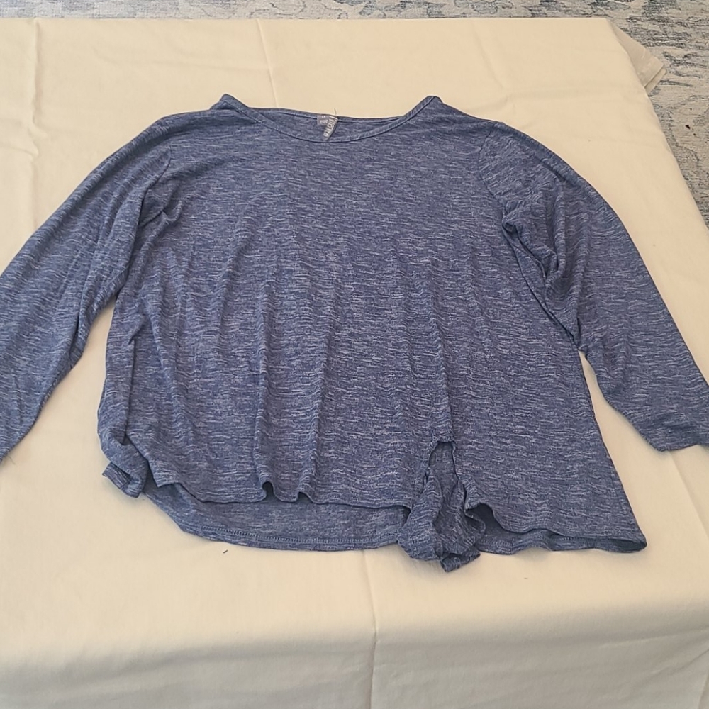 Long sleeve shirt